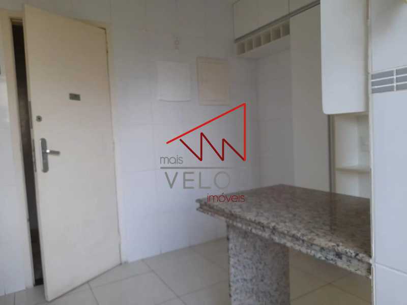 Apartamento à venda com 2 quartos, 92m² - Foto 15