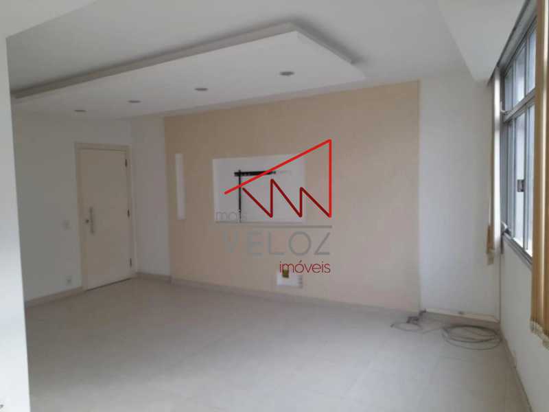 Apartamento à venda com 2 quartos, 92m² - Foto 4