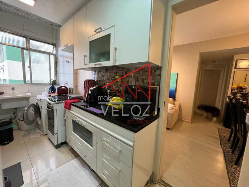 Apartamento à venda com 2 quartos, 67m² - Foto 5