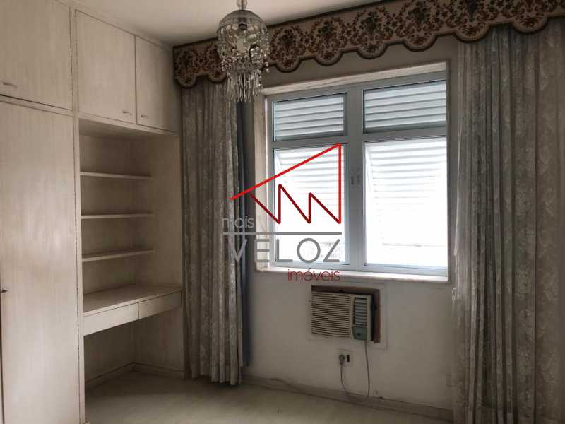 Apartamento à venda com 4 quartos, 186m² - Foto 17