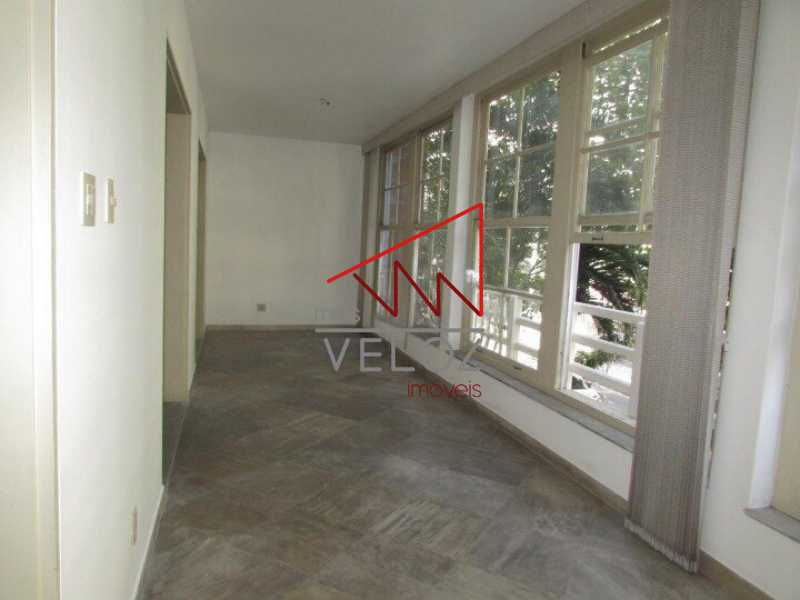 Apartamento à venda com 3 quartos, 295m² - Foto 1