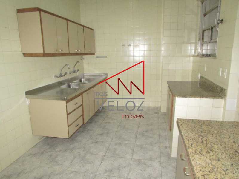 Apartamento à venda com 3 quartos, 295m² - Foto 17