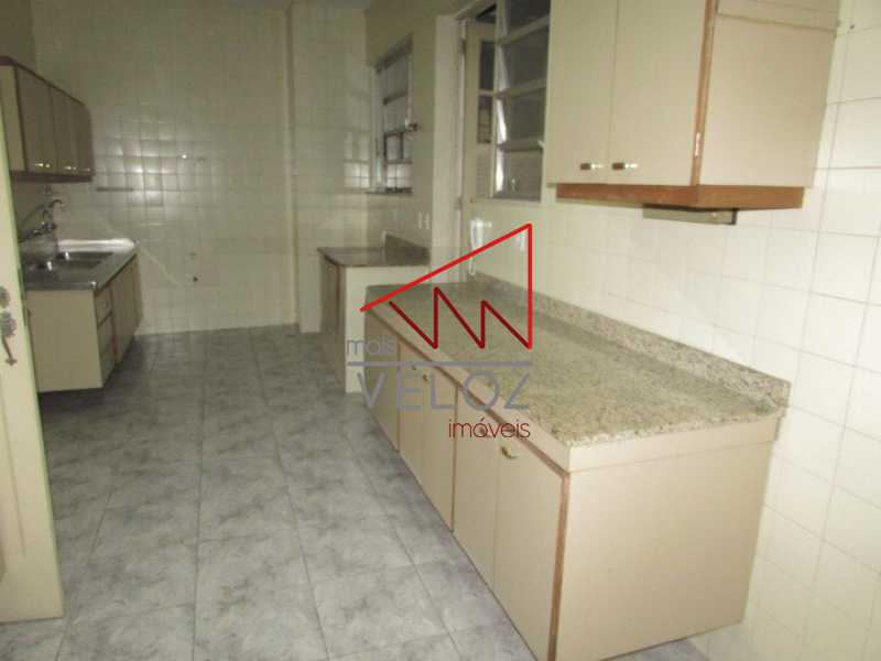 Apartamento à venda com 3 quartos, 295m² - Foto 18