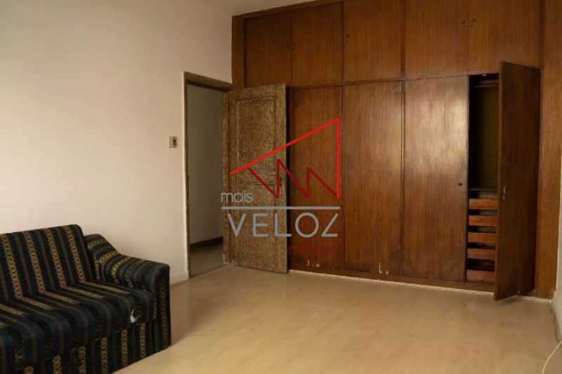 Apartamento à venda com 3 quartos, 180m² - Foto 9