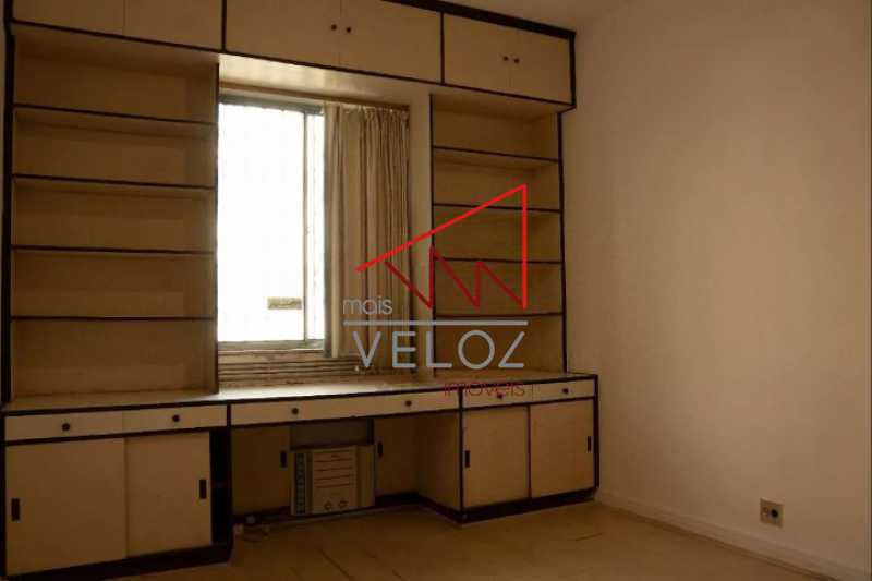 Apartamento à venda com 3 quartos, 180m² - Foto 11