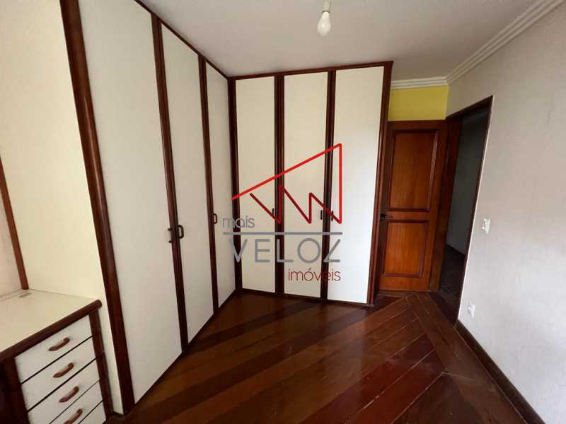 Apartamento à venda com 4 quartos, 169m² - Foto 8