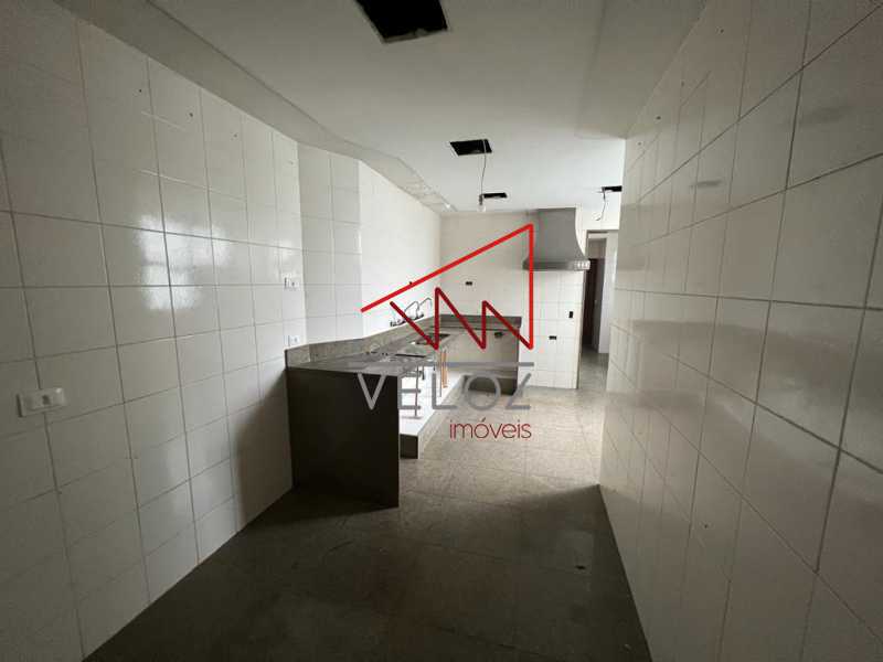 Apartamento à venda com 4 quartos, 169m² - Foto 22