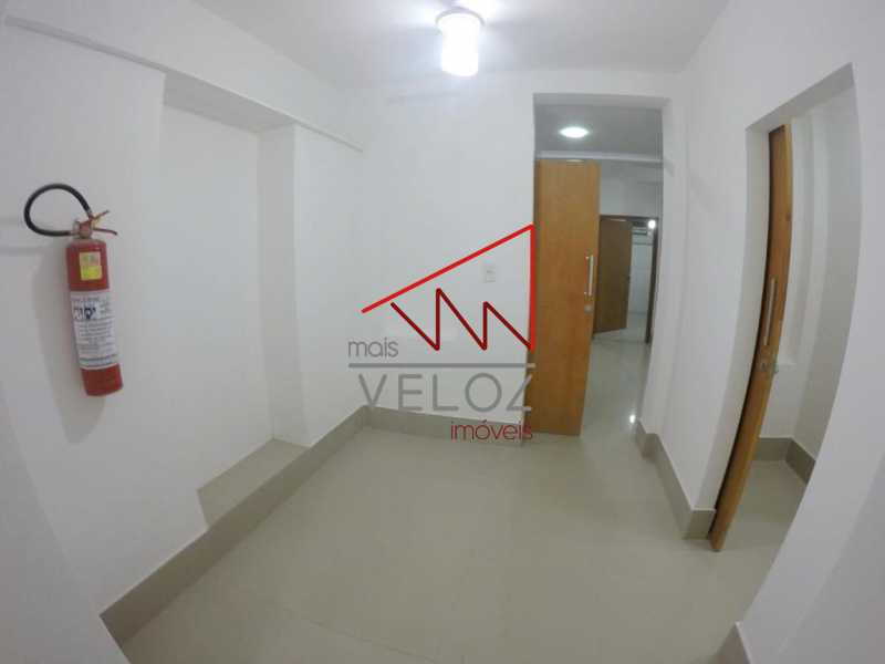 Casa Comercial à venda com 6 quartos, 392m² - Foto 24