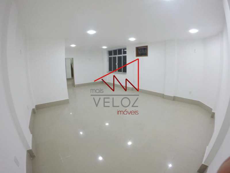 Casa Comercial à venda com 6 quartos, 392m² - Foto 12