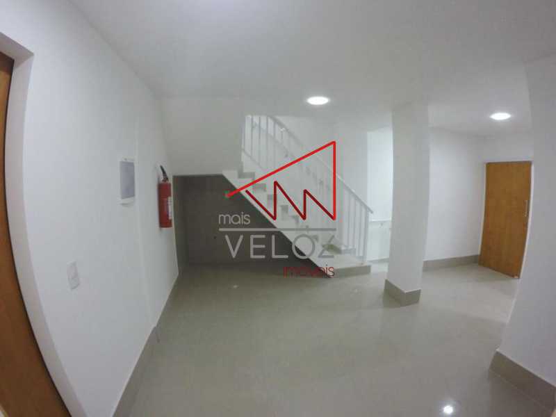 Casa Comercial à venda com 6 quartos, 392m² - Foto 10