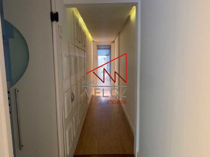 Apartamento à venda com 4 quartos, 164m² - Foto 11