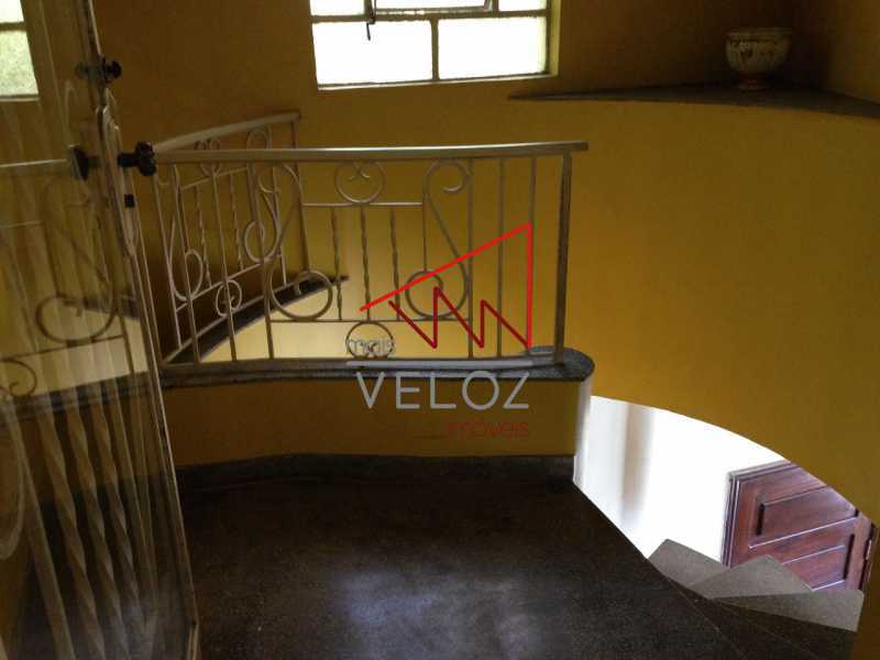 Casa à venda com 3 quartos, 260m² - Foto 15