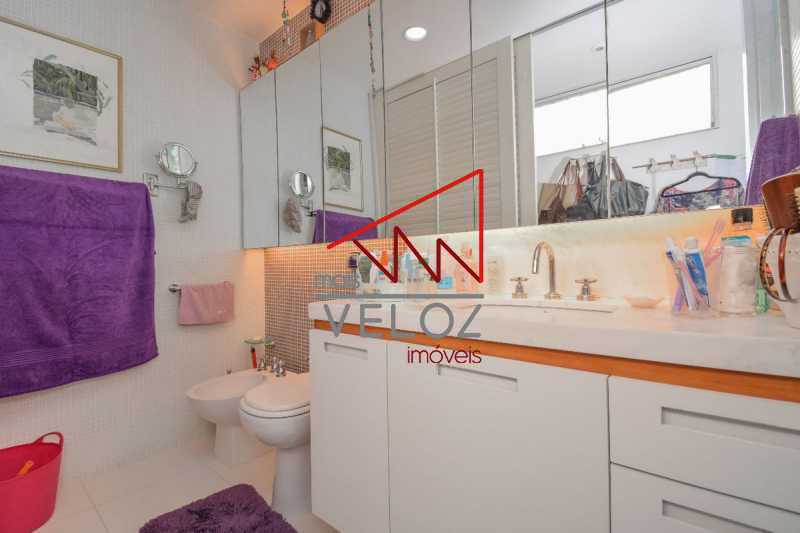 Apartamento à venda com 3 quartos, 148m² - Foto 11