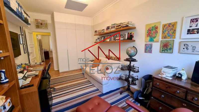 Apartamento à venda com 4 quartos, 250m² - Foto 12