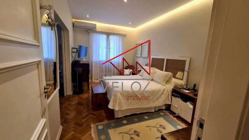 Apartamento à venda com 4 quartos, 250m² - Foto 21