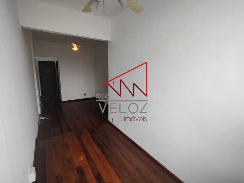 Apartamento à venda com 1 quarto, 46m² - Foto 1