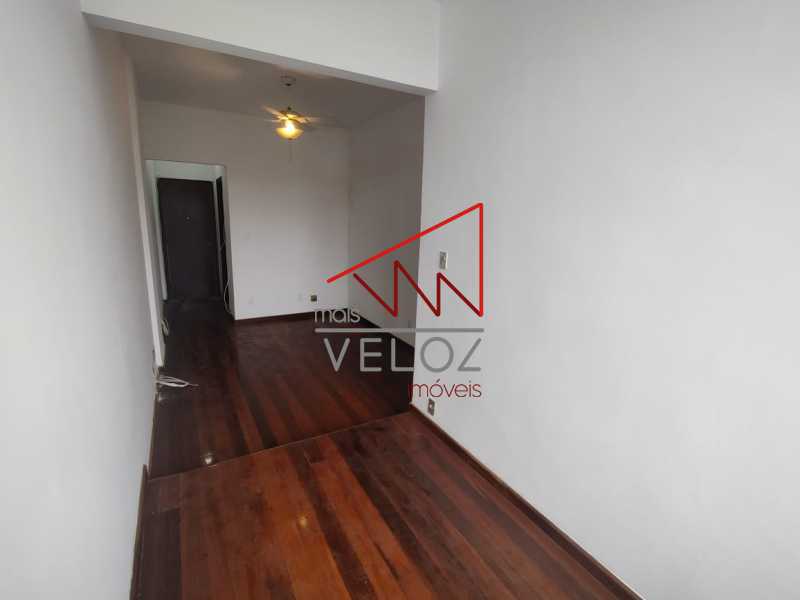 Apartamento à venda com 1 quarto, 46m² - Foto 9