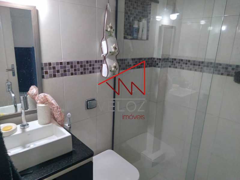 Apartamento à venda com 2 quartos, 64m² - Foto 11