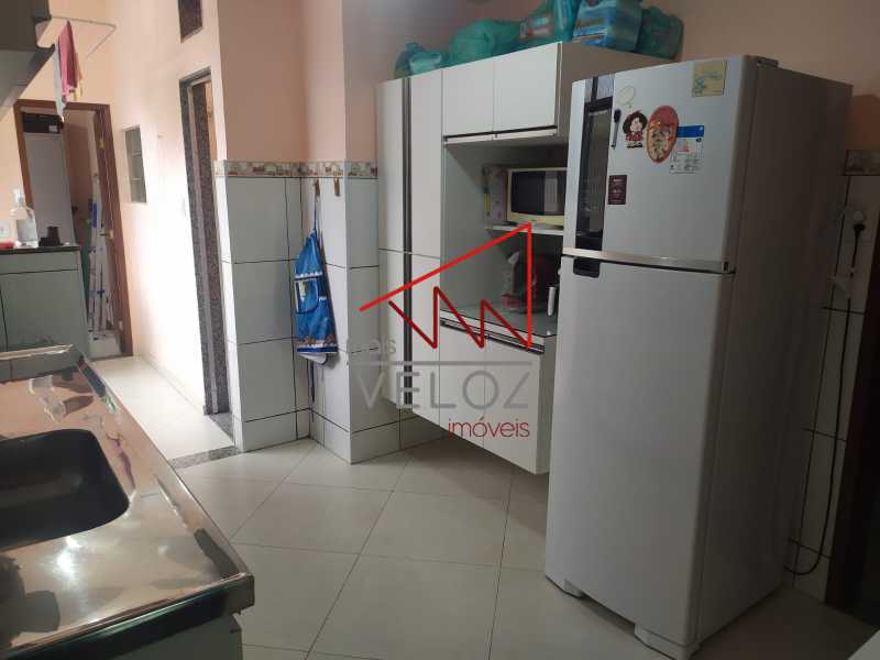 Apartamento à venda com 2 quartos, 70m² - Foto 18