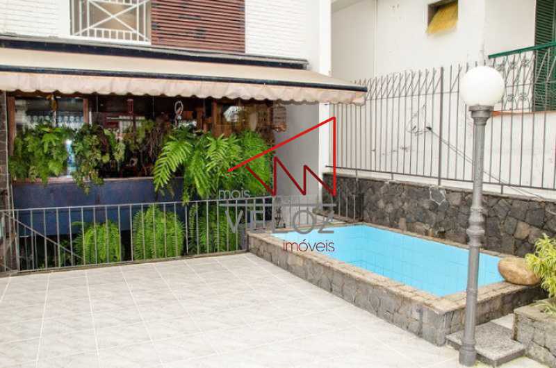 Casa à venda com 4 quartos, 550m² - Foto 26