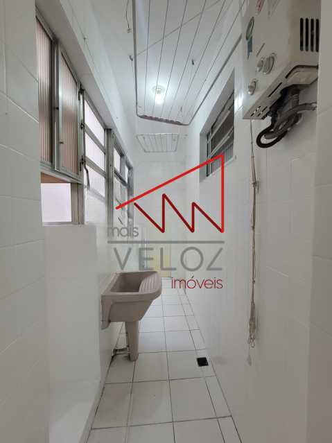 Apartamento à venda com 2 quartos, 66m² - Foto 19