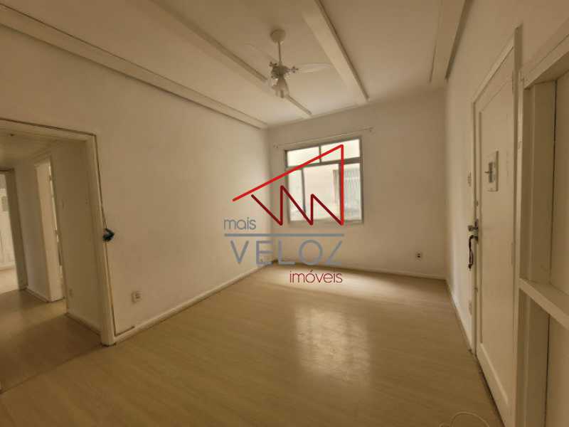 Apartamento à venda com 2 quartos, 66m² - Foto 1