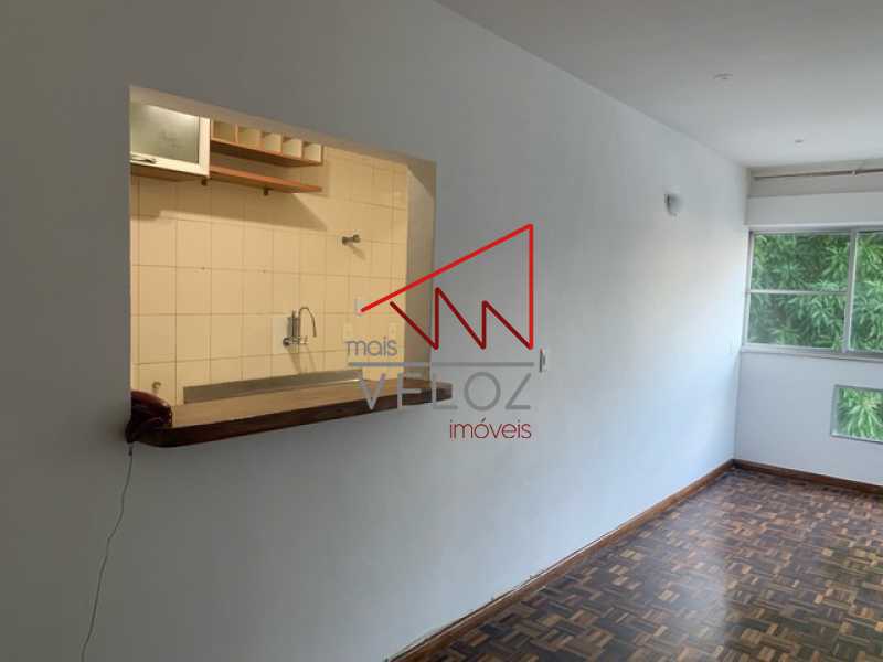 Apartamento à venda com 2 quartos, 74m² - Foto 7
