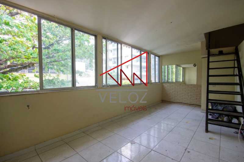 Cobertura à venda com 2 quartos, 107m² - Foto 1