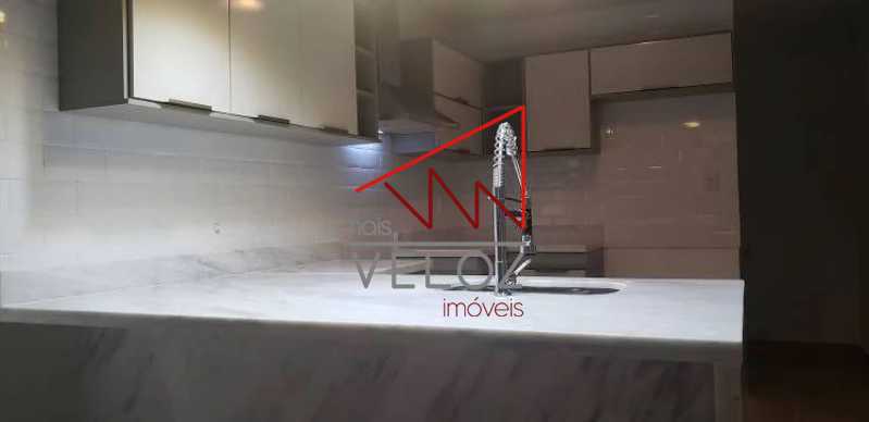 Apartamento à venda com 2 quartos, 65m² - Foto 15