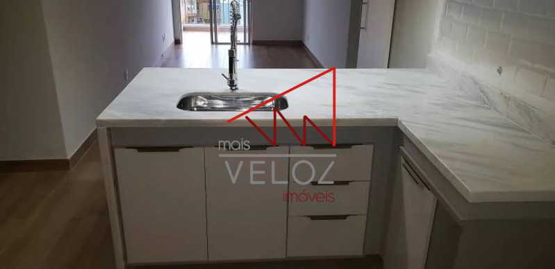 Apartamento à venda com 2 quartos, 65m² - Foto 17