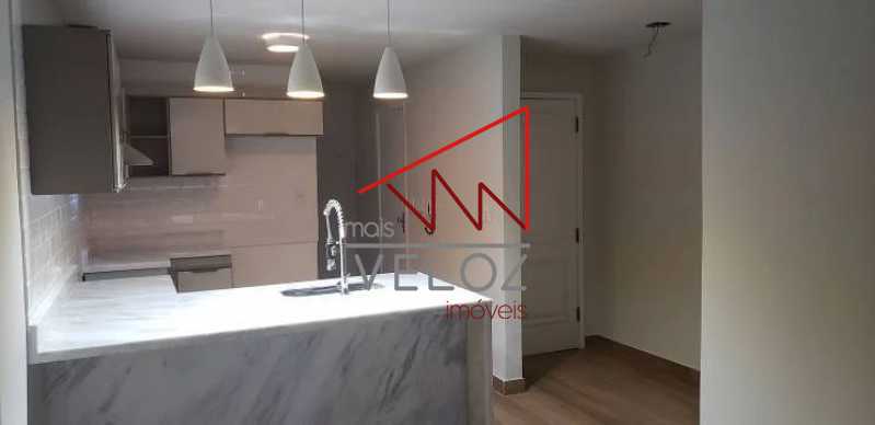 Apartamento à venda com 2 quartos, 65m² - Foto 1