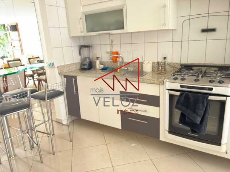 Apartamento à venda com 2 quartos, 90m² - Foto 22