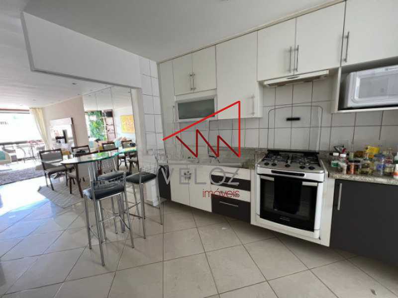 Apartamento à venda com 2 quartos, 90m² - Foto 28