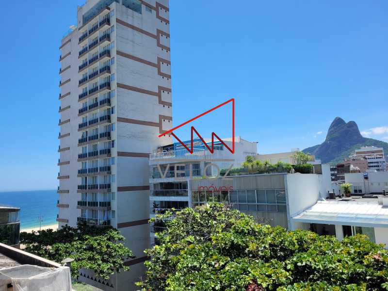 Apartamento à venda com 3 quartos, 150m² - Foto 16