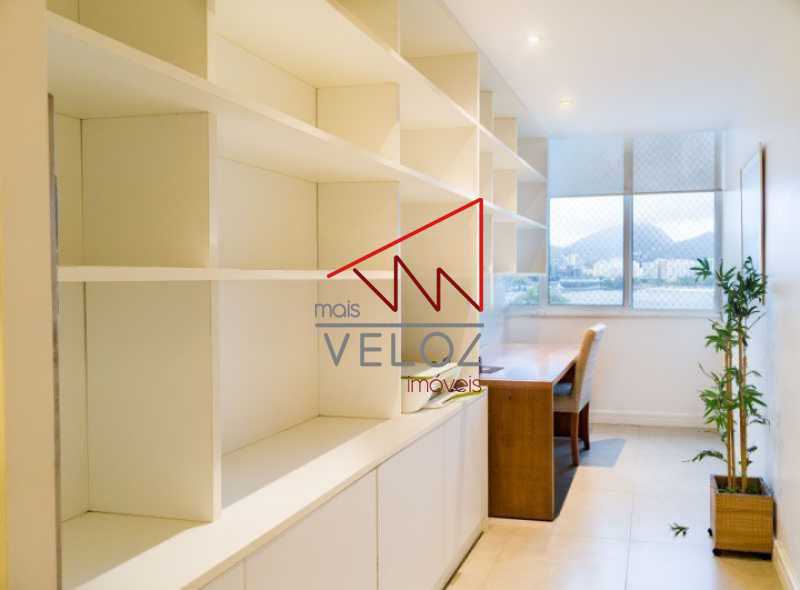 Apartamento à venda com 2 quartos, 120m² - Foto 9