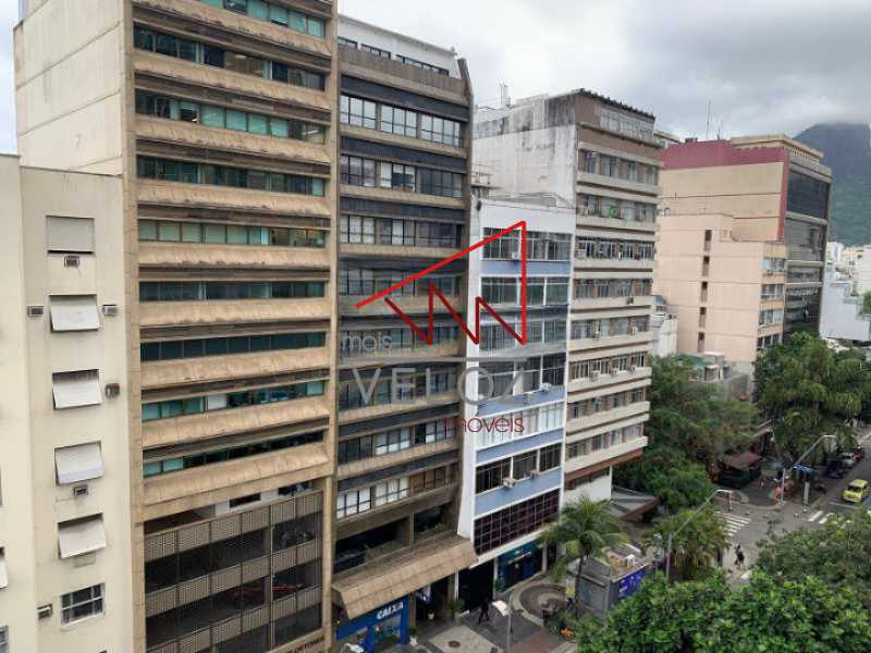 Apartamento à venda com 3 quartos, 96m² - Foto 4