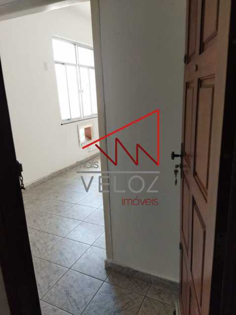 Apartamento à venda com 1 quarto, 30m² - Foto 2