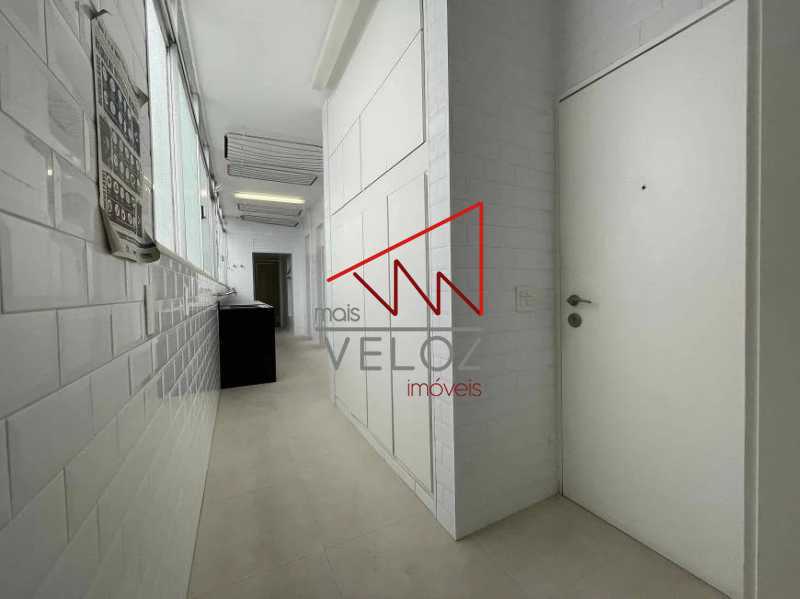 Apartamento à venda com 4 quartos, 360m² - Foto 14