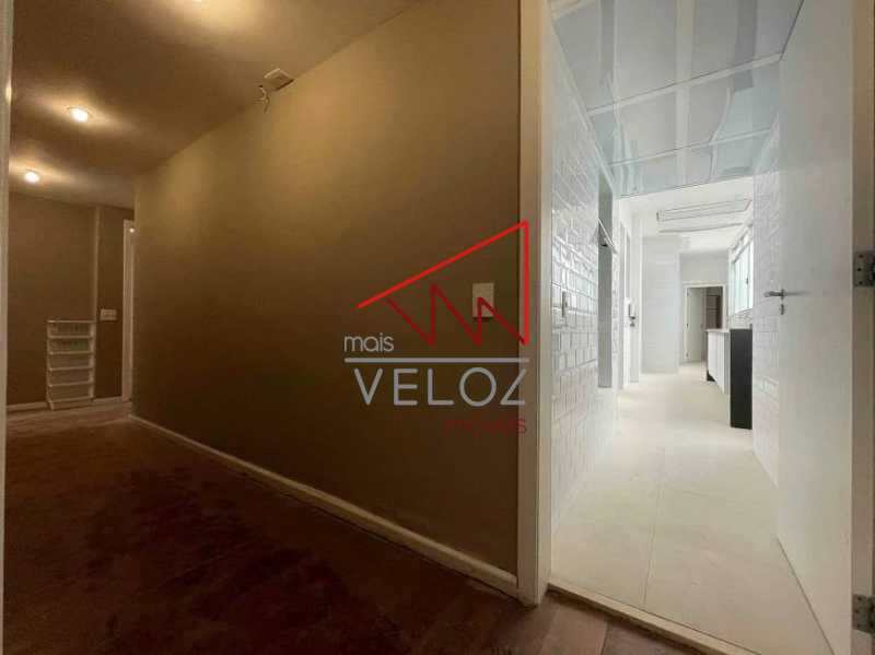 Apartamento à venda com 4 quartos, 360m² - Foto 16