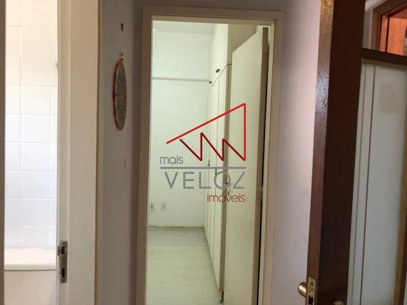 Apartamento à venda com 2 quartos, 78m² - Foto 9