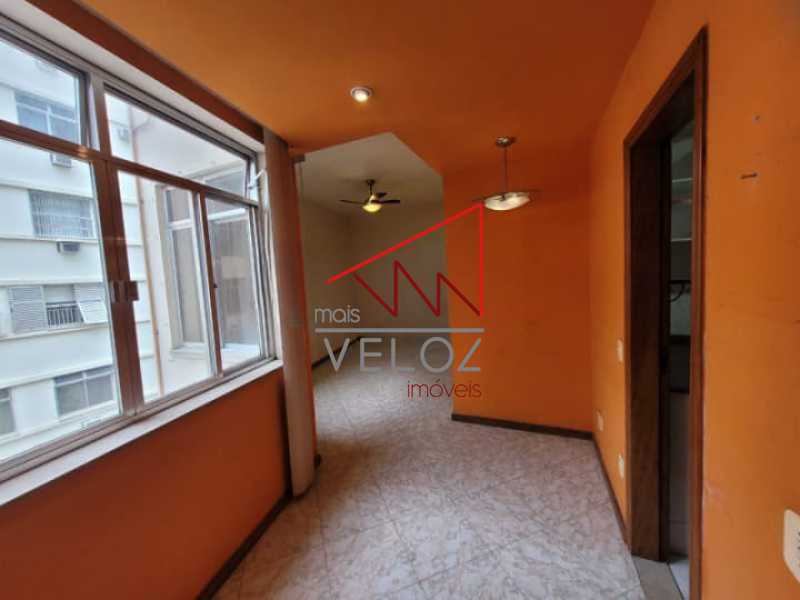 Apartamento à venda com 1 quarto, 68m² - Foto 3