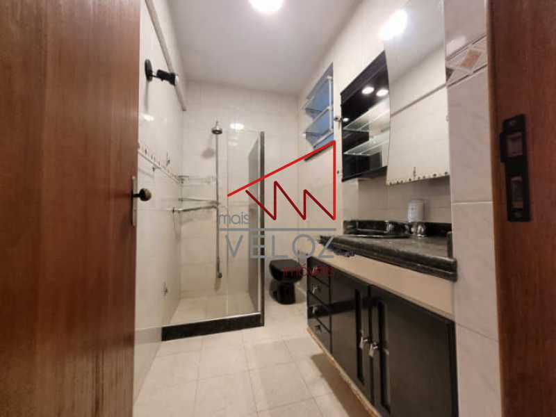 Apartamento à venda com 1 quarto, 68m² - Foto 24