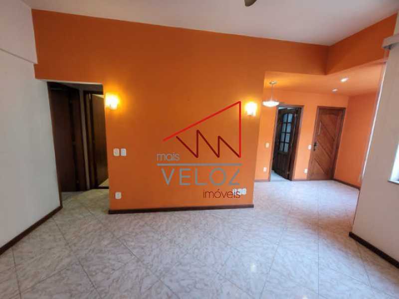 Apartamento à venda com 1 quarto, 68m² - Foto 4