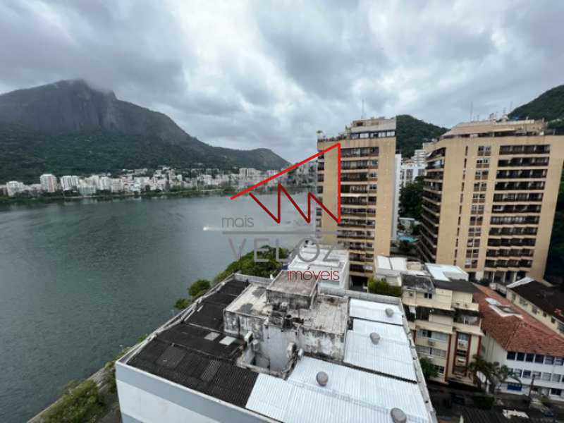 Apartamento à venda com 3 quartos, 138m² - Foto 1