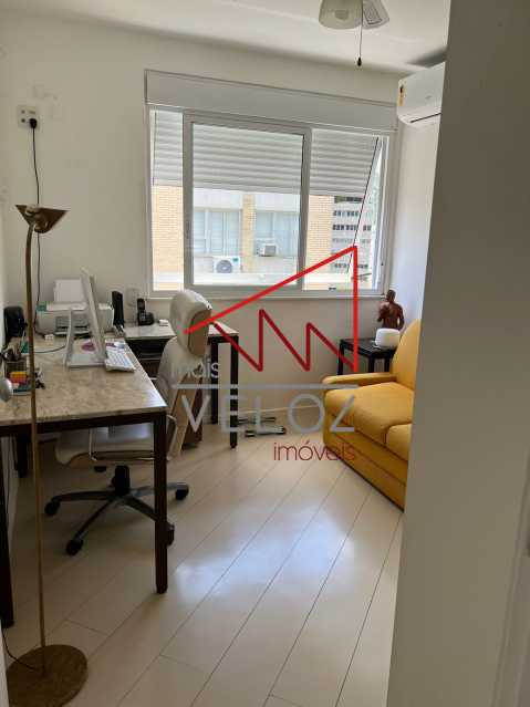 Apartamento à venda com 3 quartos, 150m² - Foto 3