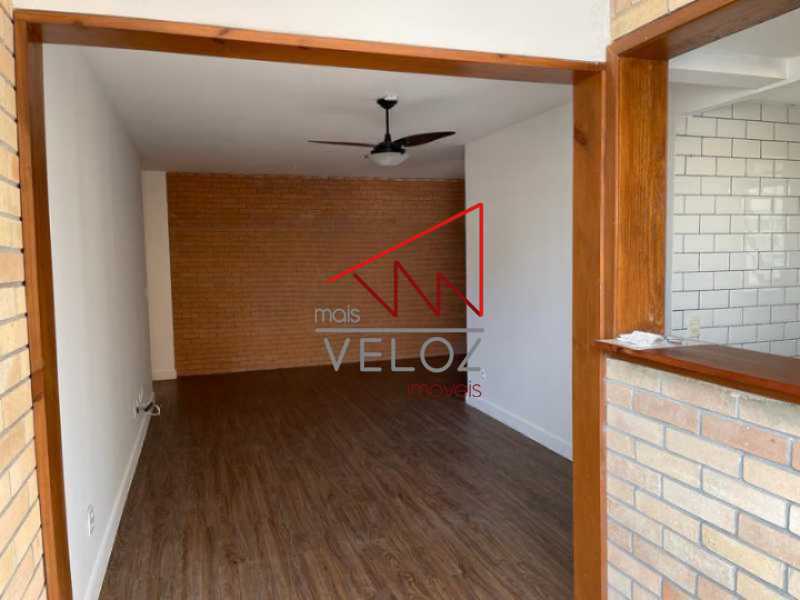 Apartamento à venda com 2 quartos, 79m² - Foto 6