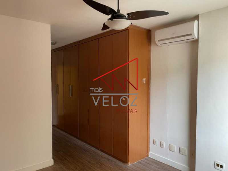 Apartamento à venda com 2 quartos, 79m² - Foto 8