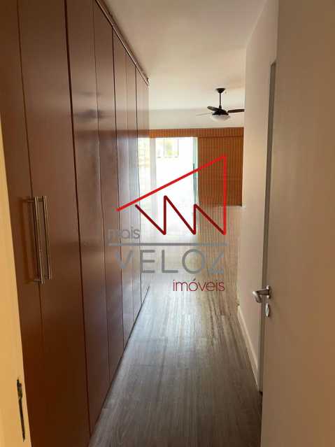 Apartamento à venda com 2 quartos, 79m² - Foto 9