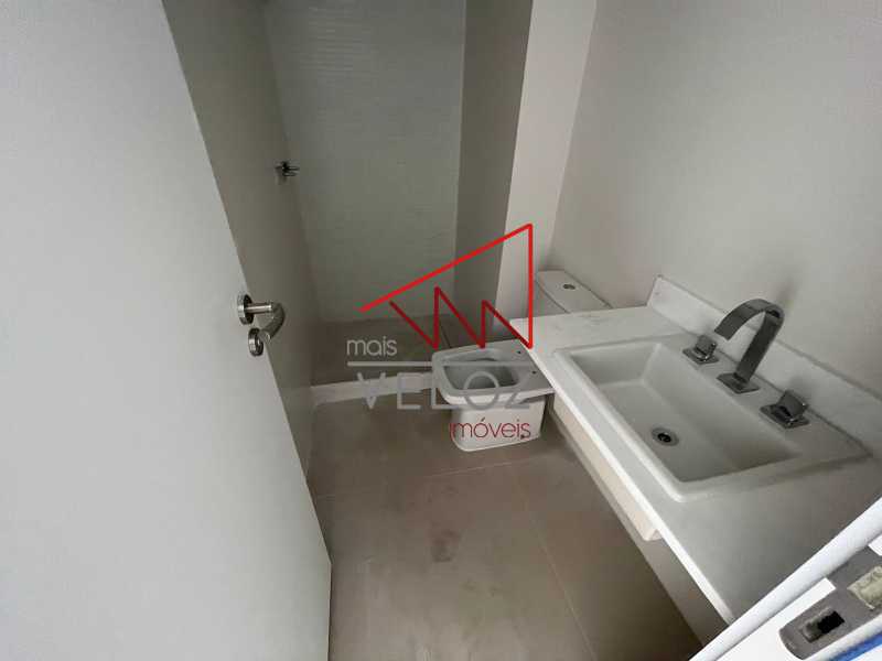 Apartamento à venda com 4 quartos, 238m² - Foto 11