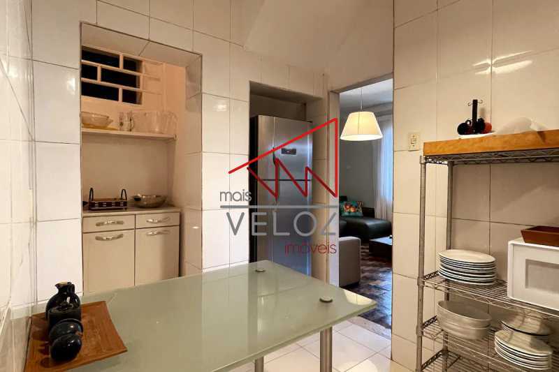 Casa à venda com 5 quartos, 250m² - Foto 16